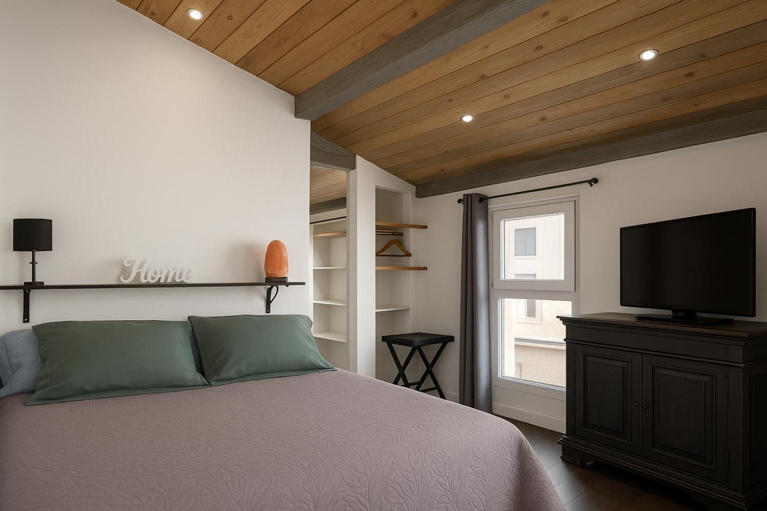 Insolite Studio -La Tour Des Templiers- Montfrin Eksteriør billede